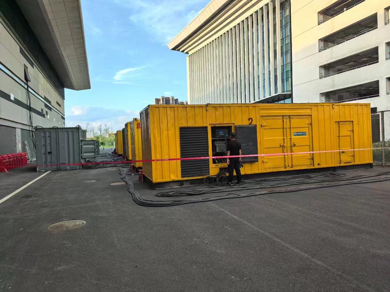 颍州柴油发电机冬季保养注意事项？