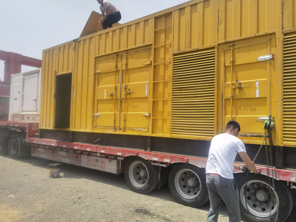 颍州发电机出租100KW发电机需要什么规格的电缆线?